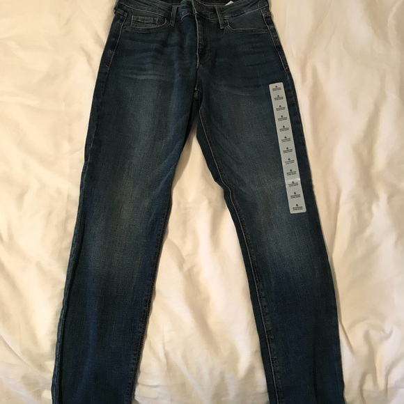 Old Navy “Rockstar” Super Skinny Jeans - Picture 2 of 7